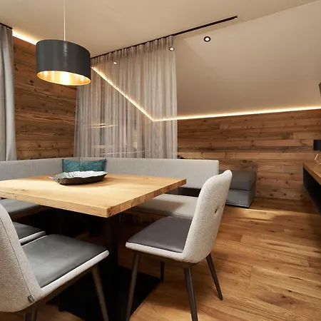 Apartment Runhof 47°10 *