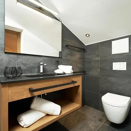 Apartment Runhof 47°10 *