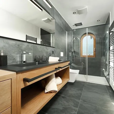 Apartment Runhof 47°10 *